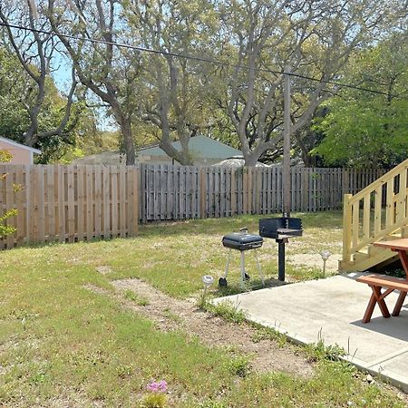 Villa Shrimp On The Barbee Oak Island Exterior foto