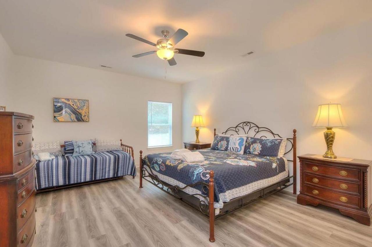 Villa Shrimp On The Barbee Oak Island Exterior foto