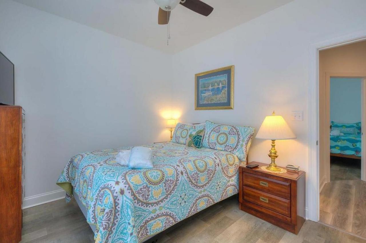 Villa Shrimp On The Barbee Oak Island Exterior foto